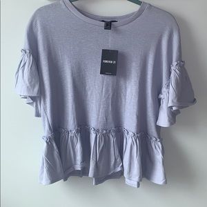 cute pastel purple top//never worn!!